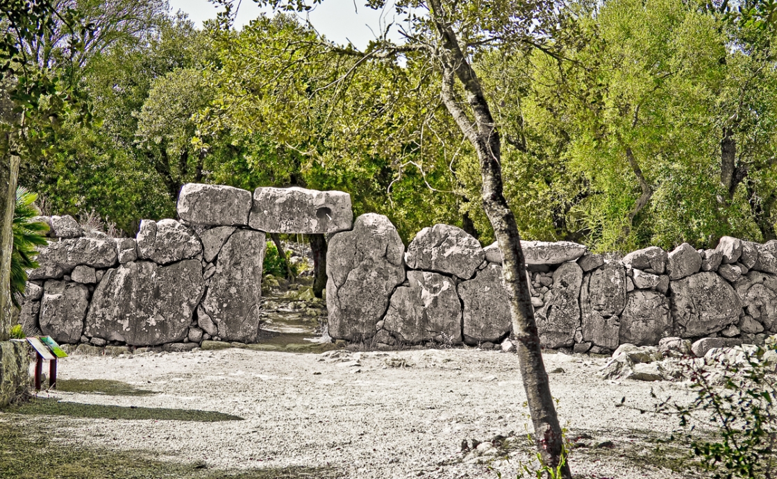 Discover the culture and history of mallorca with kids
