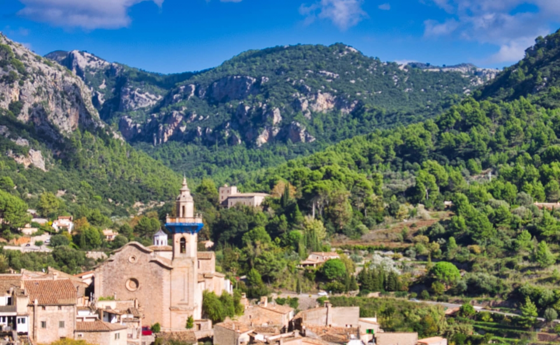 Discovering Valldemossa