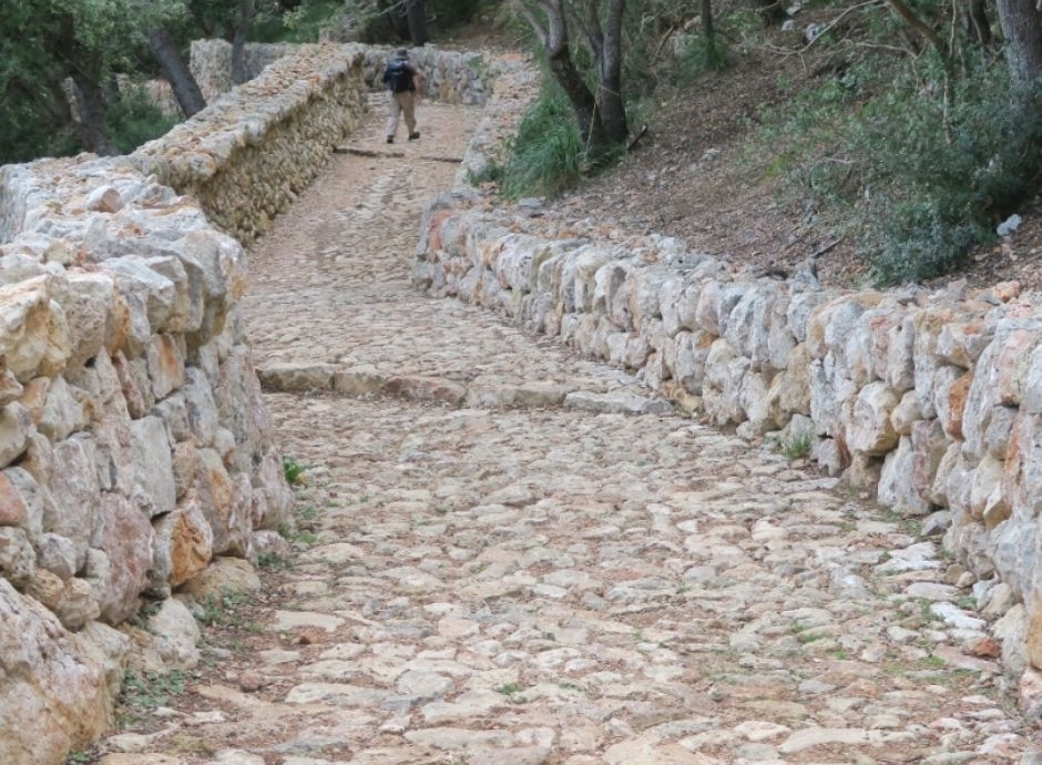 Los senderos más bonitos de la ruta de la pedra en sec de Mallorca
