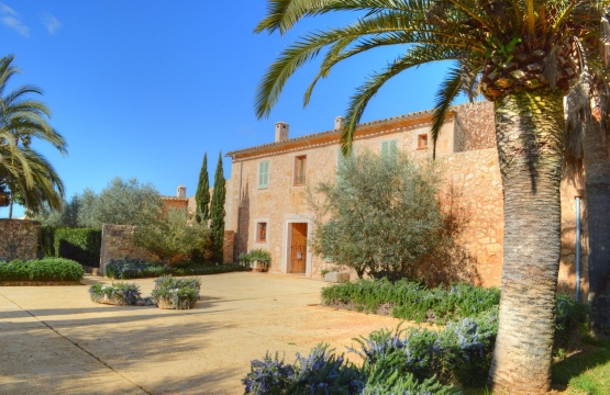 Un paseo por las “possessions” más encantadoras de Mallorca